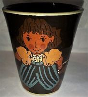 Becher Bauernmädchen Berner Keramik (1)