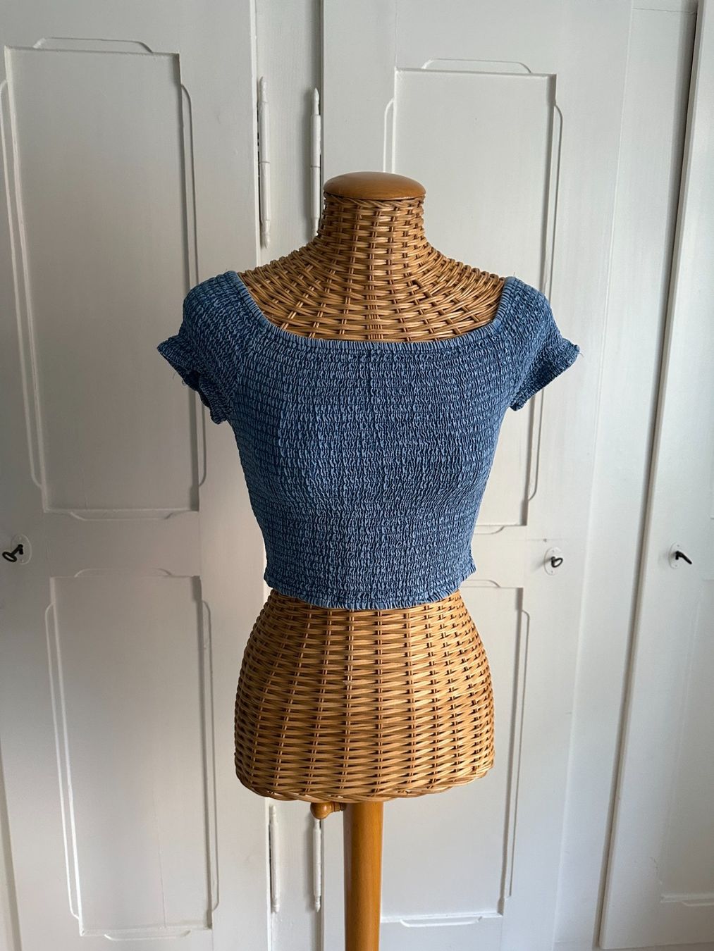 Tops: Cropped Top blau stretch S – D'occasion à Zürich par Diazaio