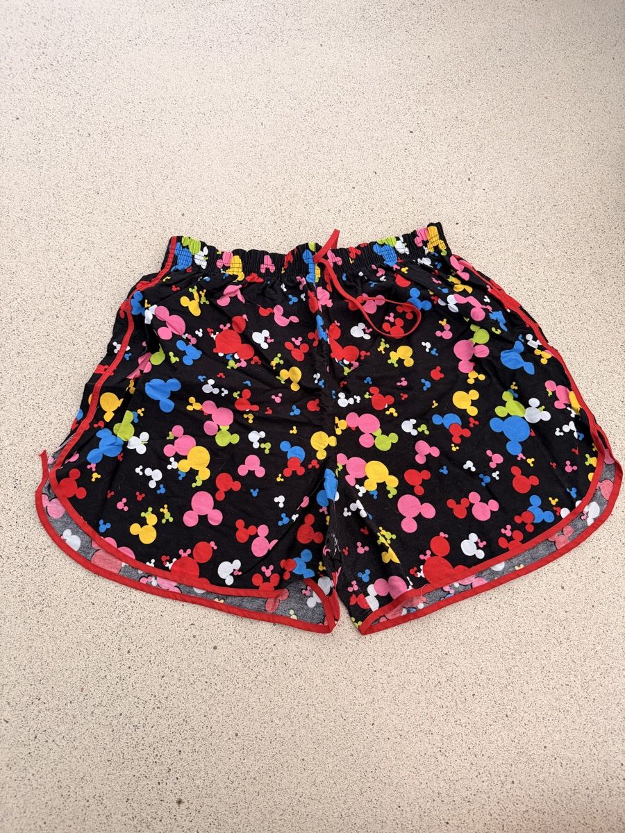 Hosen: Shorts Damen Gr M – Gebraucht aus Endingen von BuffyCreamy 1