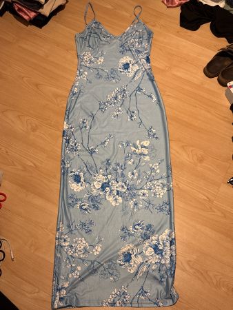 Maxikleid blau Blumenmuster Spaghettiträger wenig gebraucht