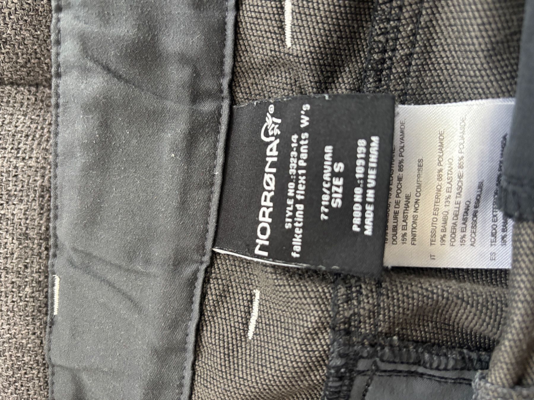 Norrøna Pantaloni: Norrona Wanderhose Gr.S/kurz – Usato da Hasliberg-Hohfluh venduto da hasliberg79 1
