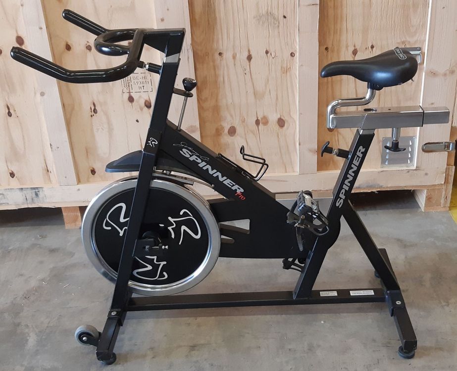 star trac johnny g spinner pro spin bike