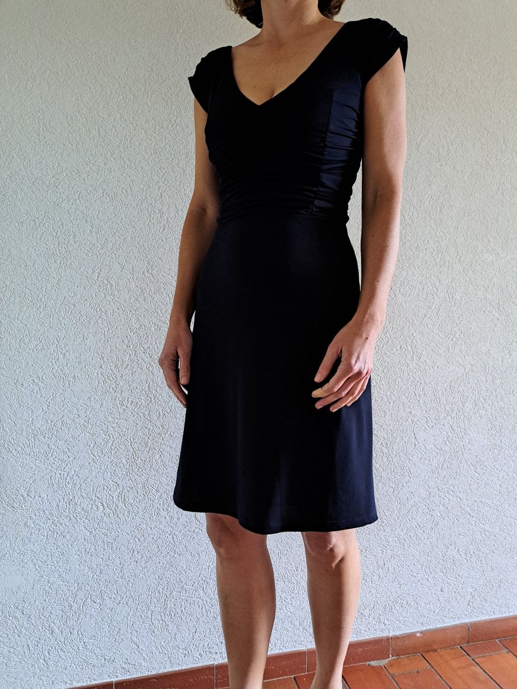 Kleider: Elegantes Kleid von Arfango, Gr. 36 dunkelblau – Gebraucht aus Winterthur von Strand82