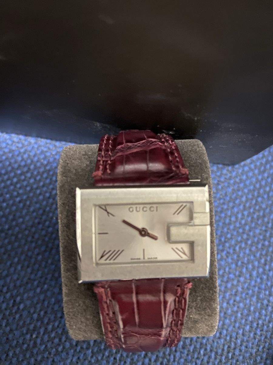 Gucci Uhren: Gucci G Rectangle 100 L Sammlerobjekt – Gebraucht aus Nussbaumen AG von Gioka