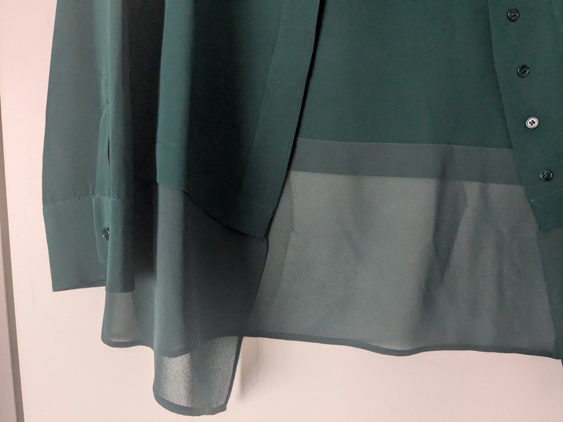Akris Blusen: Akris Seidenbluse grün elegant Gr.8US/ 38 CH – Neu (gemäss Beschreibung) aus Zürich von vdenisa1 2