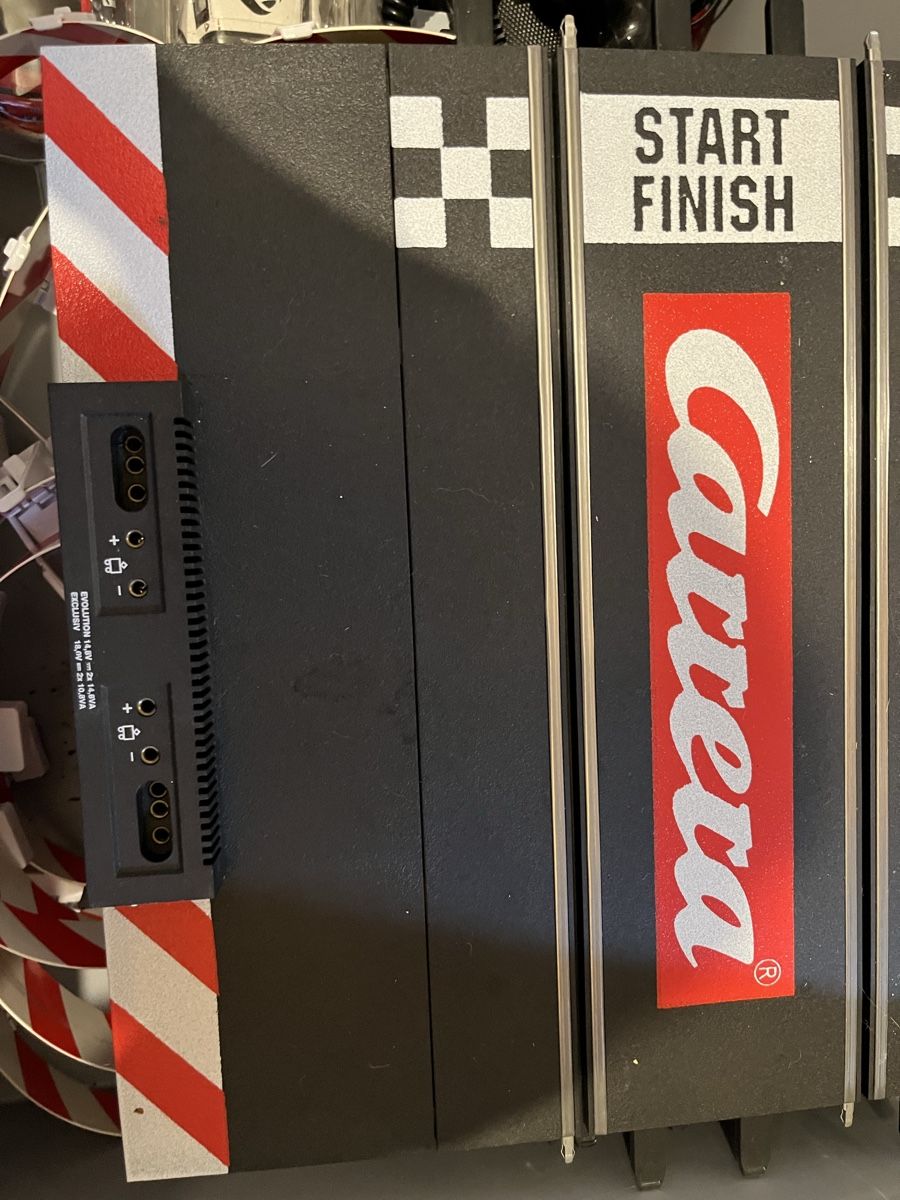 Carrera Piste: Carrera Rennbahn – Nuovo (secondo la descrizione) da Glarus venduto da Kathrin-1988 1