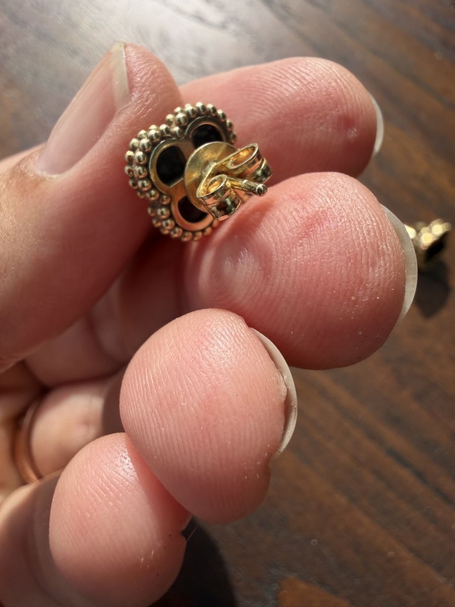 Ohrringe & -stecker: Ohrstecker Gold & Onyx – Gebraucht aus Schindellegi von Poshanna 2