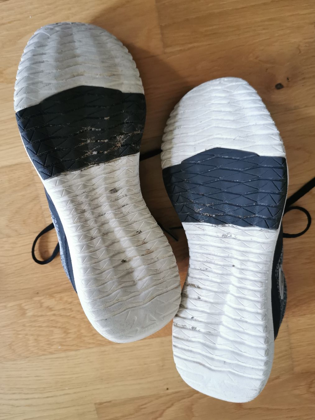 Reebok Scarpe da uomo: Sportschuhe Reebok Gr. 37.5 – Usato da Weinfelden venduto da Heldin11 2