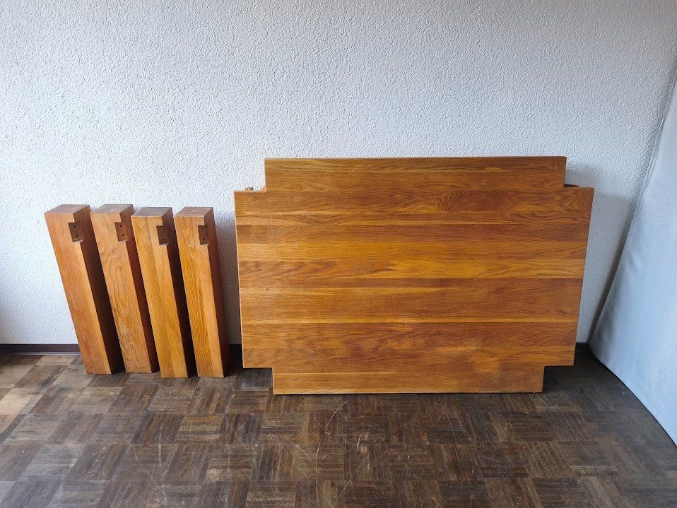 Tables: Massiver Holztisch holz Eiche 140x77x100cm Stabil – D'occasion à Toffen par Immo-Erben 1