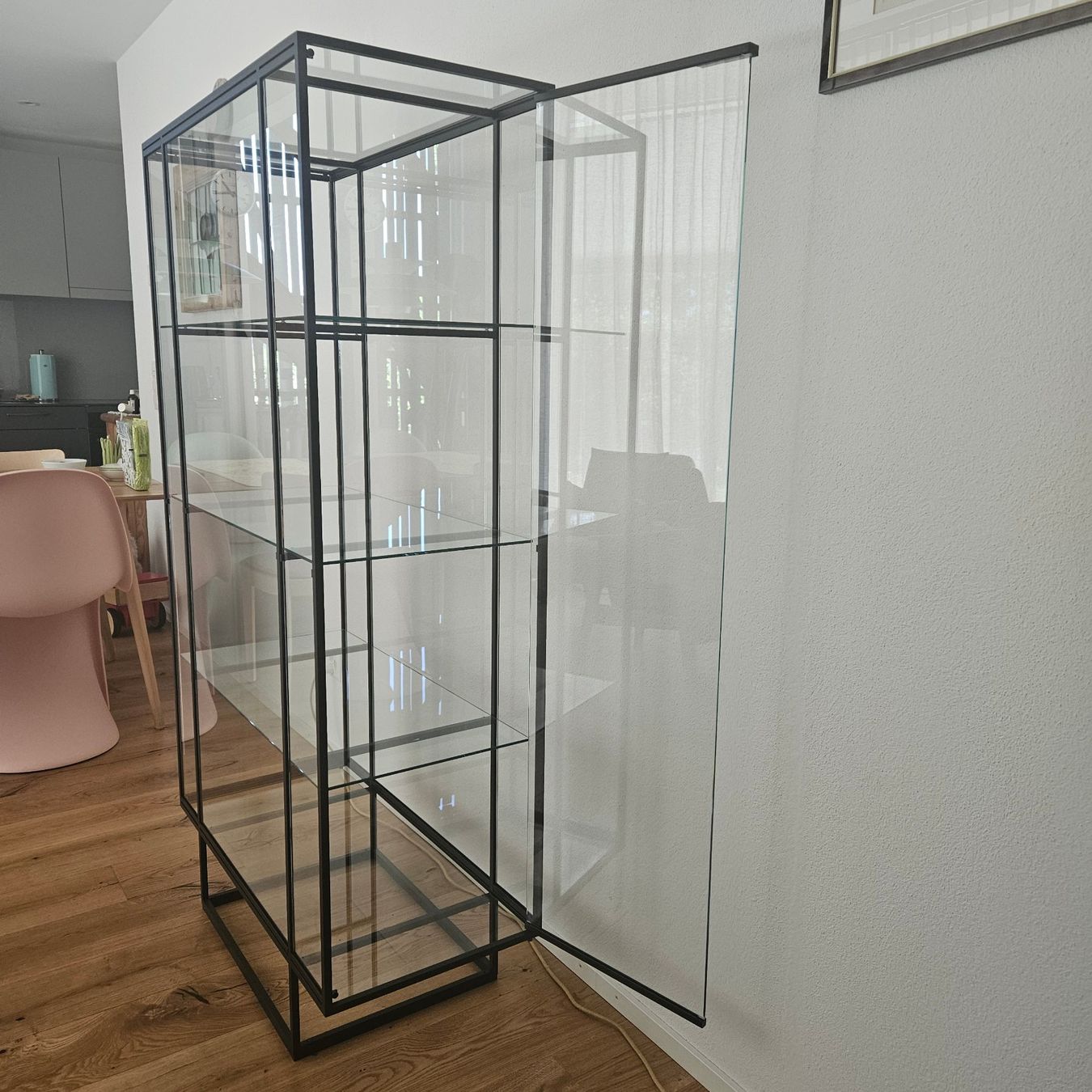 Vetrine: Exklusive Vitrine für Wohnzimmer, Ladenlokal, Büro – Usato da Rafz venduto da Buchwerkstatt 2