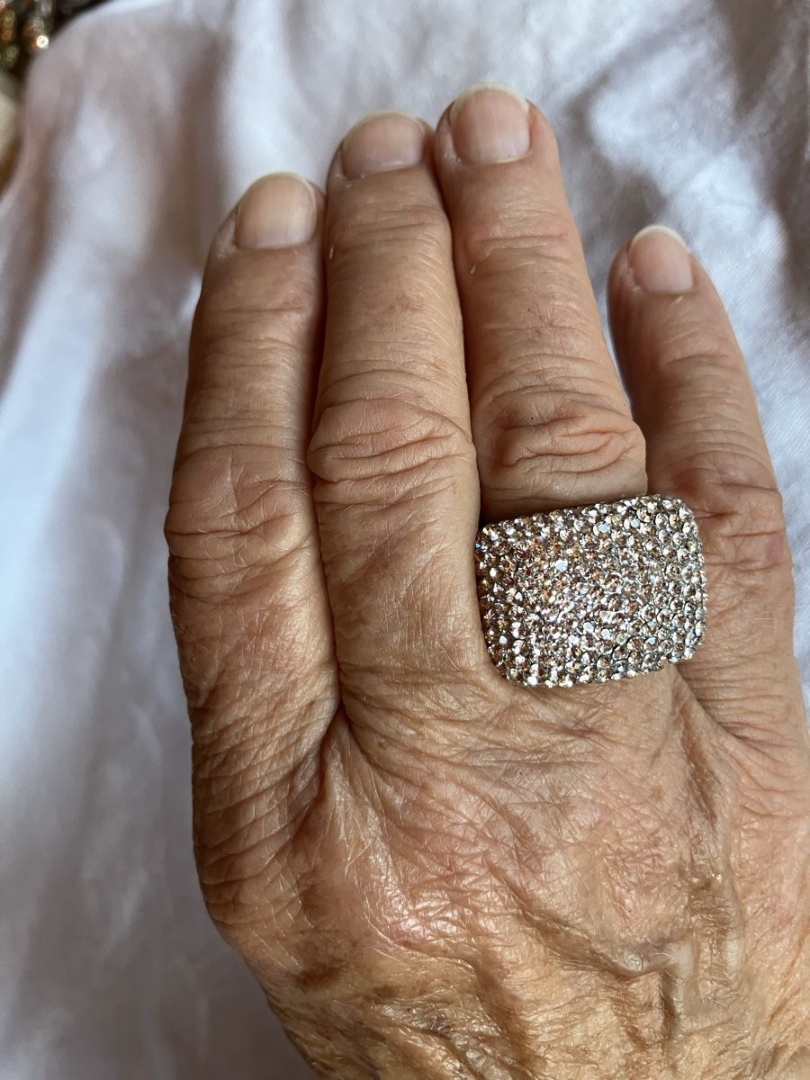 Ringe: Ring mit Strass besetzt, variable Ringschiene – Gebraucht aus Bassersdorf von groovygremlin