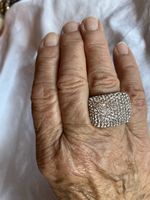 Ring mit Strass besetzt, variable Ringschiene