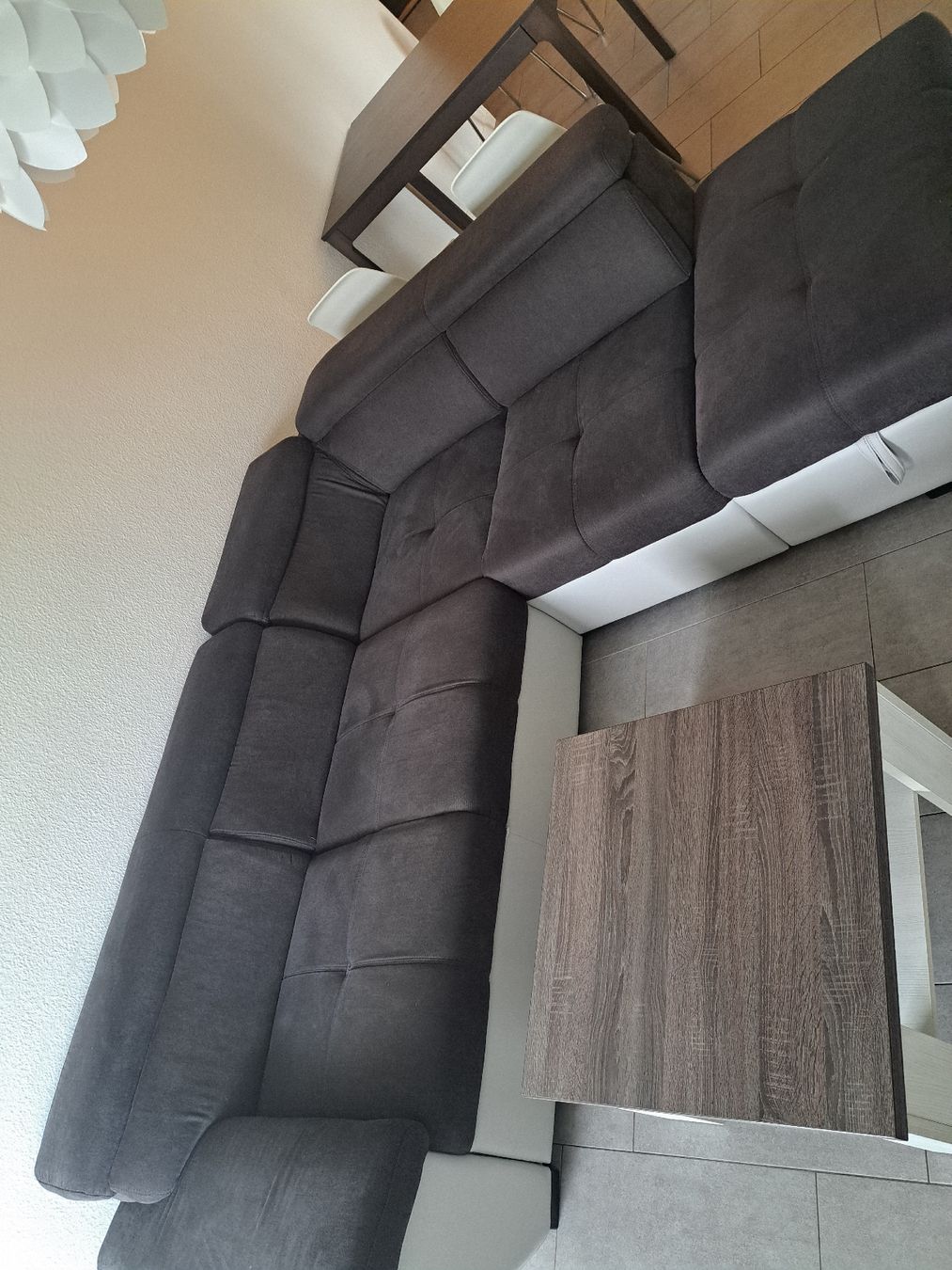 Conforama Divani: Canapé lit d'angle gris  – Usato da Hauterive NE venduto da meli_ss24 2