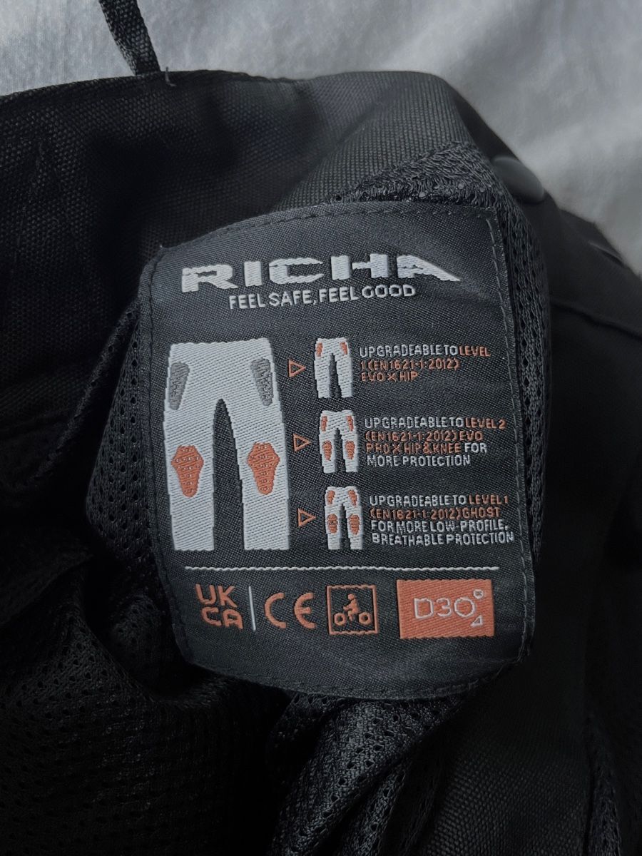 Pantaloni: Richa Airsummer Damen-Motorradhose M – Usato da Horw venduto da _Celine99_ 6