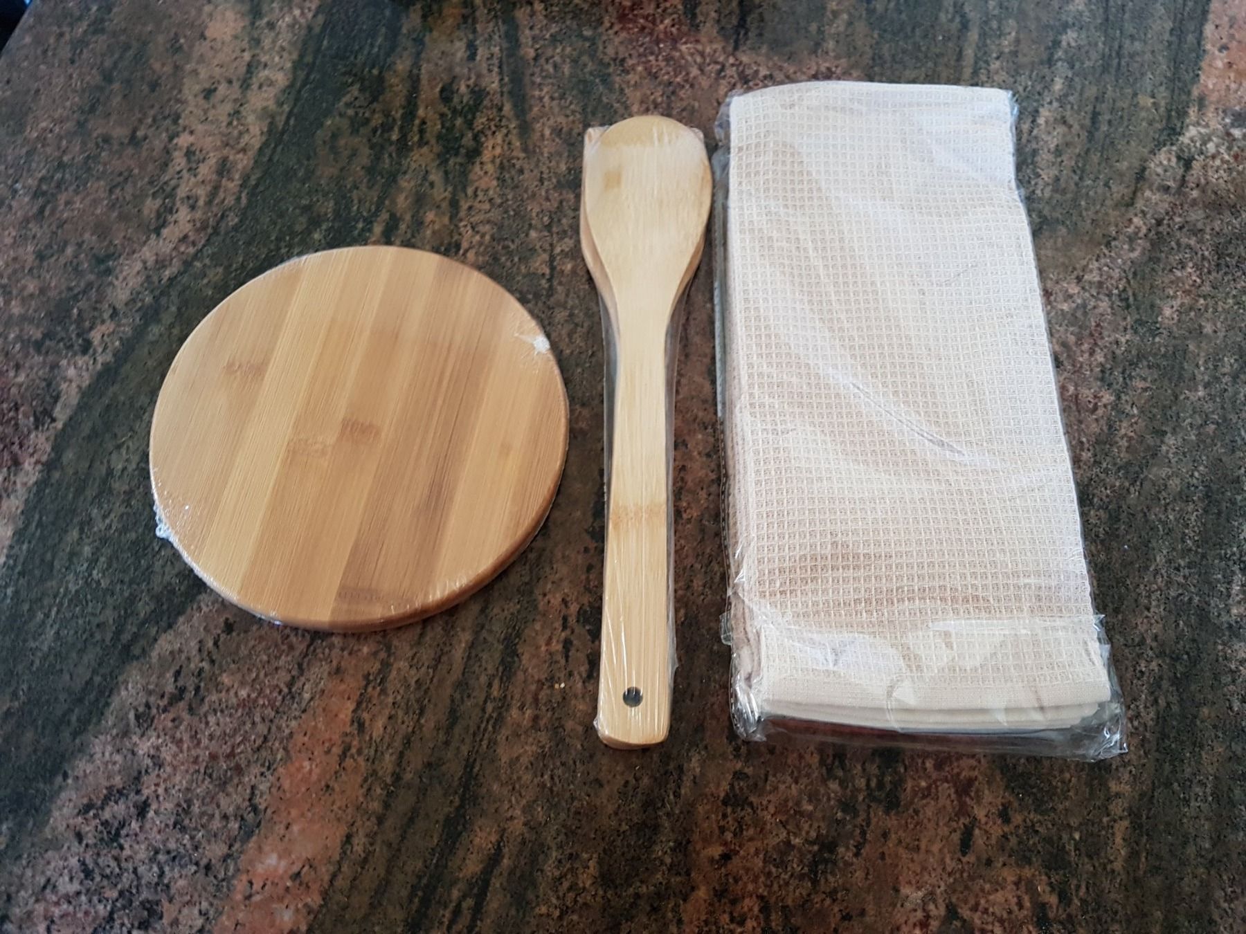 Küchengeräte: Neues Küchenset aus Bambus siehe Bilder – Neu und originalverpackt aus Döttingen von Verkauf