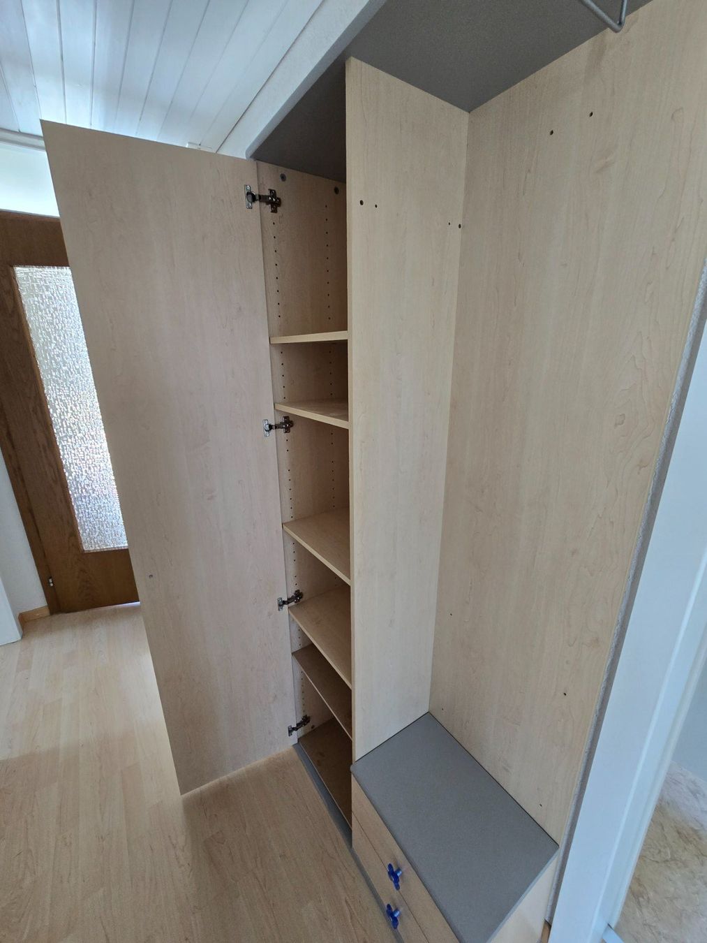 Porte manteau: Garderobe mit Spiegel und Schubladen – D'occasion à Rorschacherberg par Scharfeegge 2