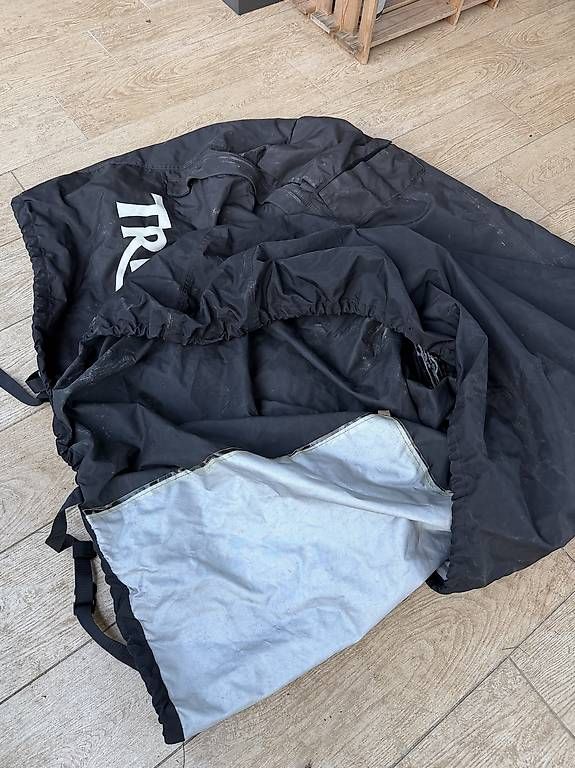 Tutti i ricambio per moto: Triumph telo copri moto originale. – Usato da Pura venduto da egi_py6j 1