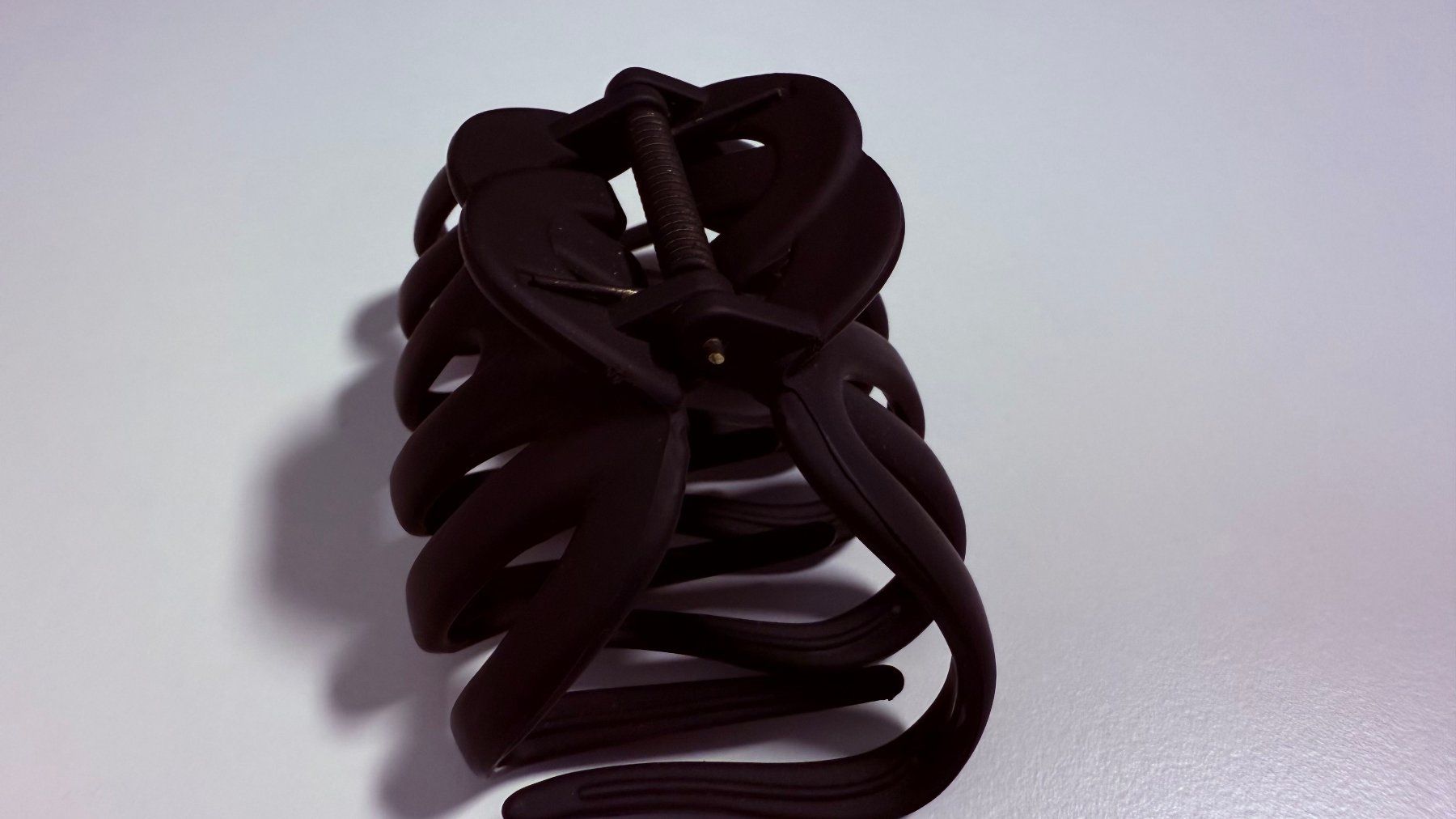 Accessori per capelli: Große Matte Schwarze Haarklammer – Nuovo (secondo la descrizione) da Zürich venduto da dum_x5xn 5