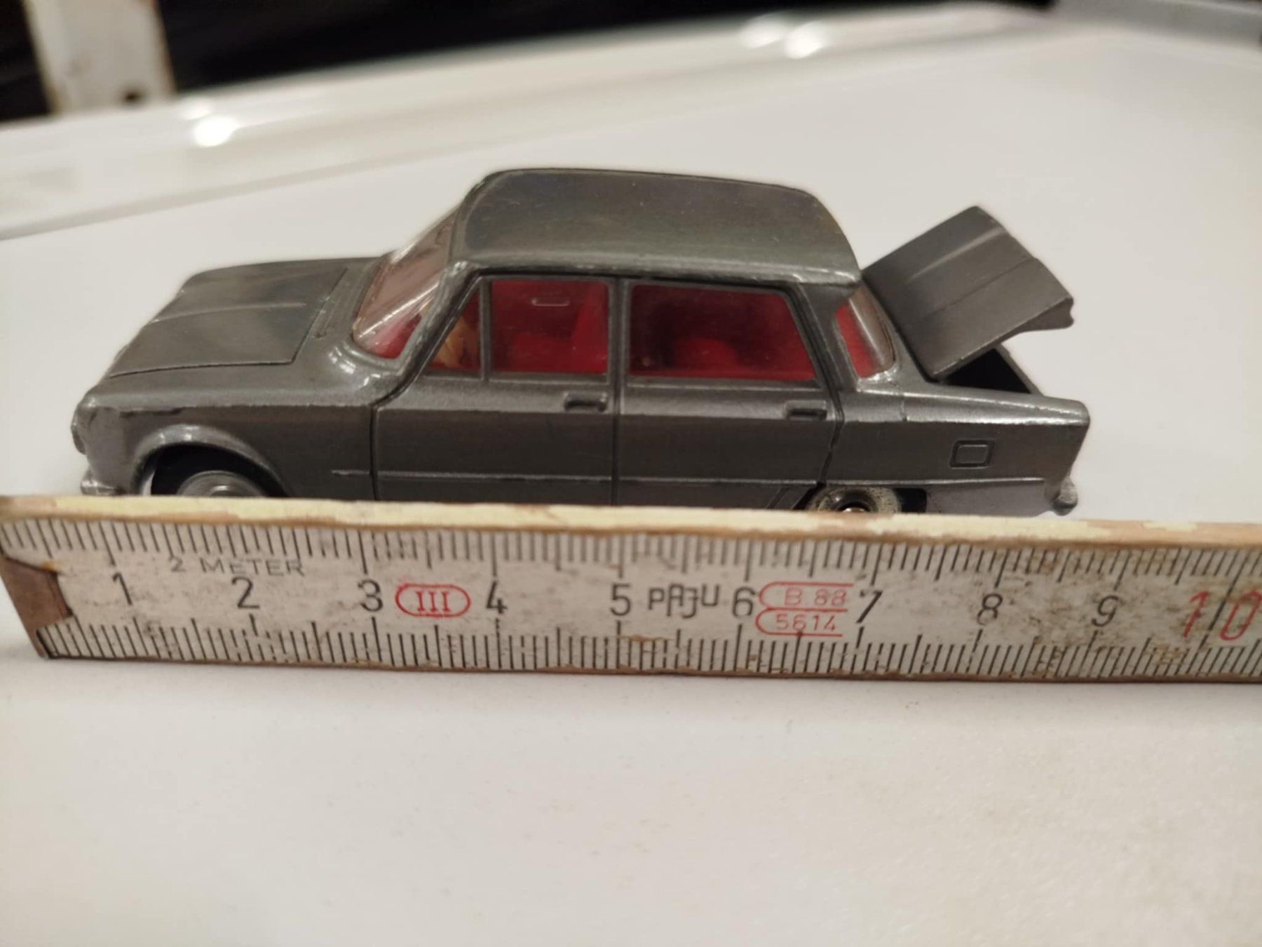 Dinky Toys Modellini d'auto: Dinky Toys (nr 19) – Usato da La Chaux-de-Fonds venduto da Emmaus2300CDF 7