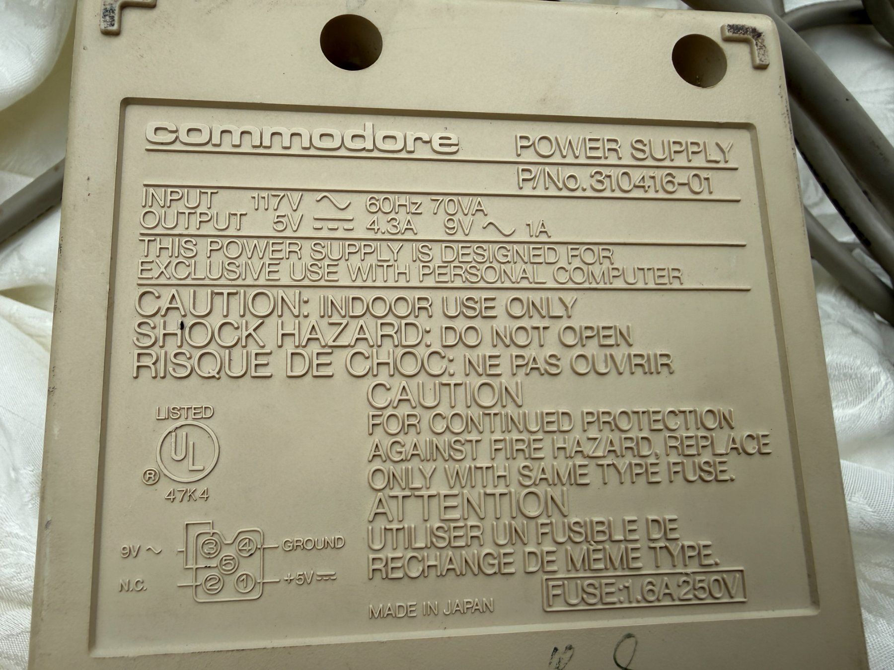 Componenti elettronici: Netzteil für Commodore 128 Computer Part Number 310416-01 – Usato da Vacallo venduto da cri_229f 1