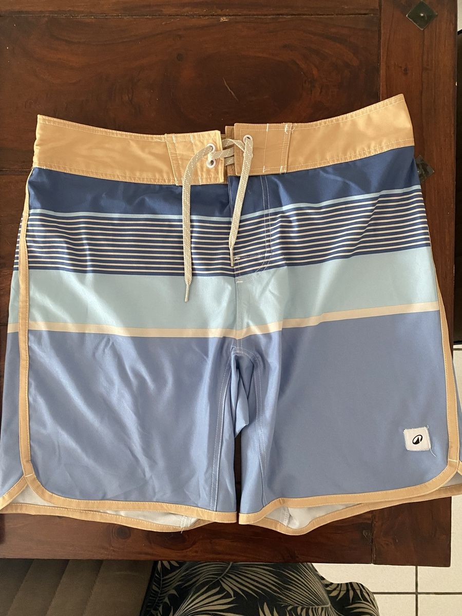Pantalons: Badeshorts Grösse M neu – Neuf (Voir description) à Etziken par Byama