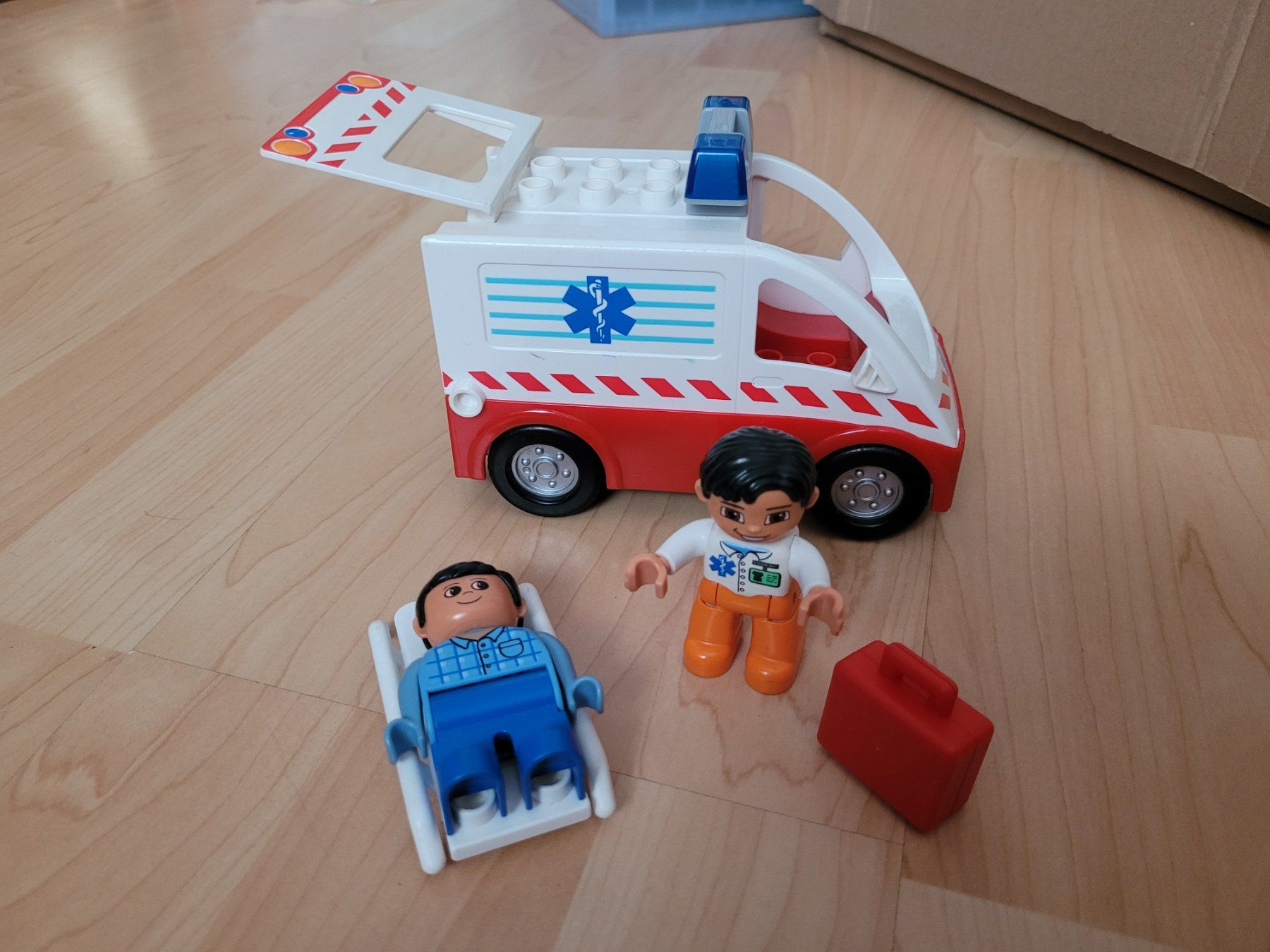 Lego Giocattoli: Duplo Krankenwagen – Usato da Uster venduto da Gabi64 2