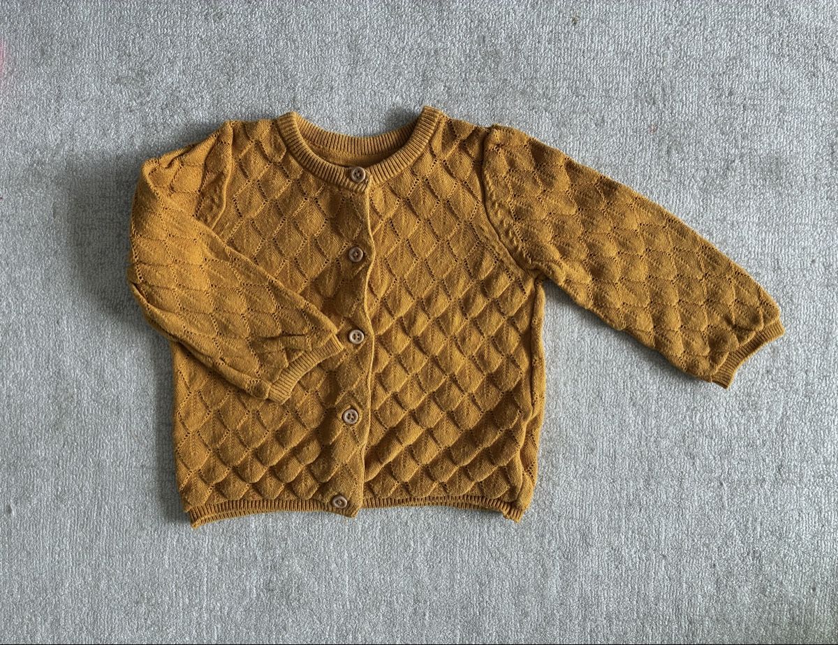 H&M Maglioni & Felpe: Strickjacke Grösse 68 – Usato da Witterswil venduto da Livee