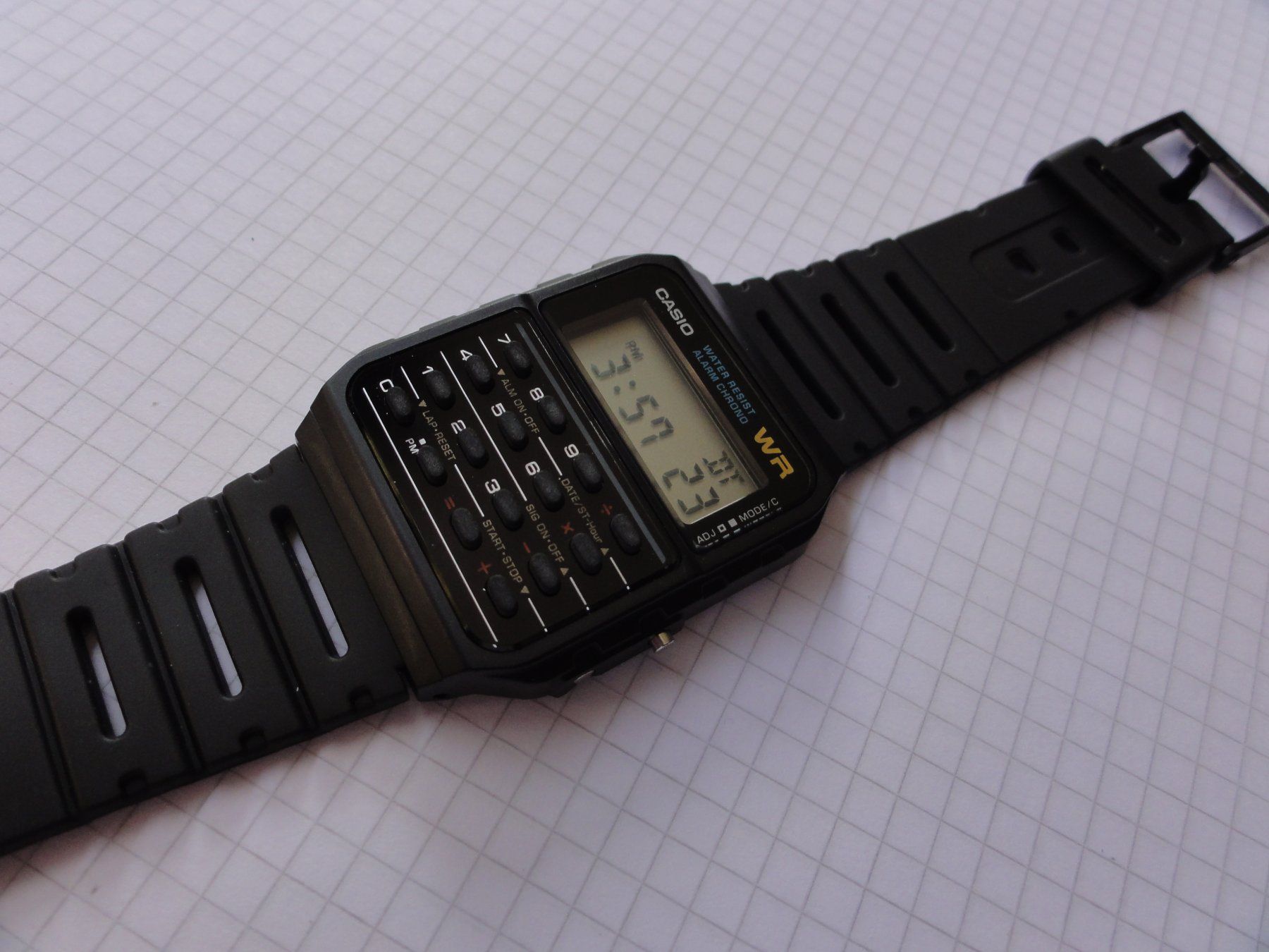 Casio Montres: CASIO Taschenrechneruhr – Neuf avec emballage d'origine à Kriens par Scheiksbir 2