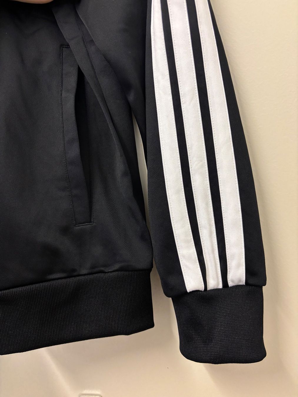 Adidas Giacche: Adidas Trainingsjacke – Nuovo e nell'imballaggio originale da Zürich venduto da mc__2kll 2