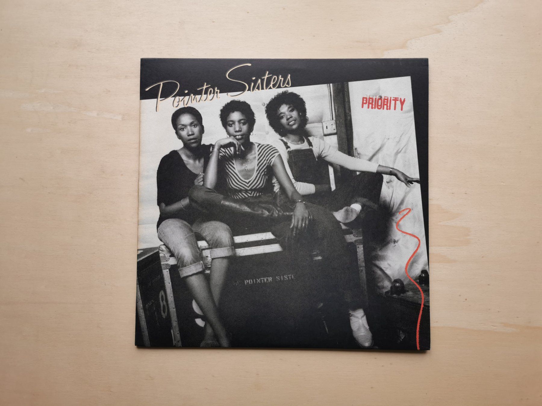 Schallplatten: Pointer Sisters – Priority US 79 OIS – Gebraucht aus Ebikon von kisuM