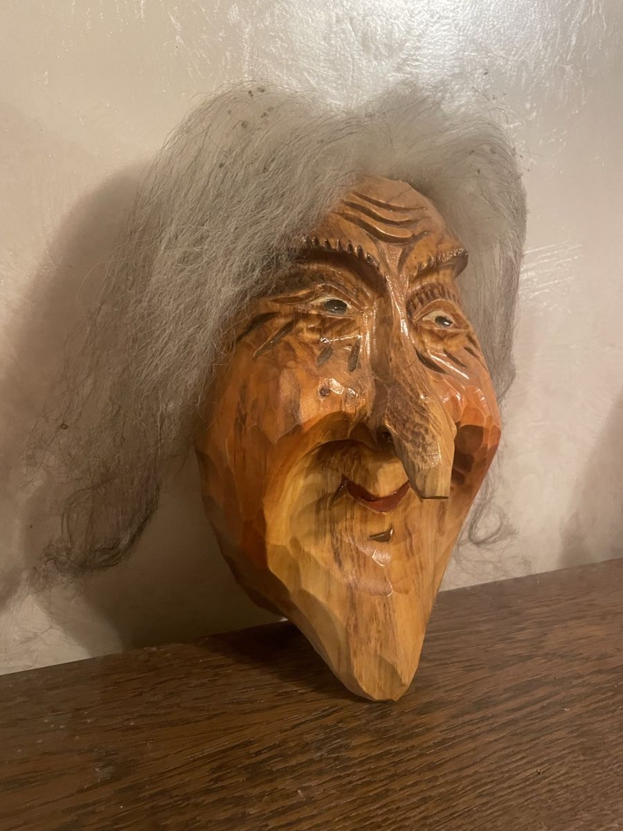 Skulpturen & Statuen: Krienser Holz Dekor Maske Kriens – Gebraucht aus Vallamand von Bricbracbroc82