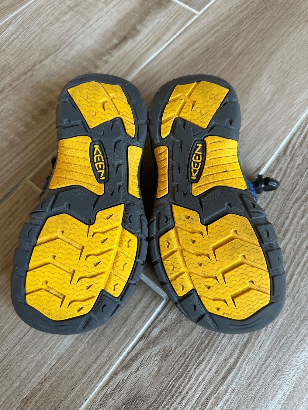 Keen Scarpe per ragazzi: Keen Sandalen Gr. 32/33 blau – Usato da Rudolfstetten venduto da Joyw 2