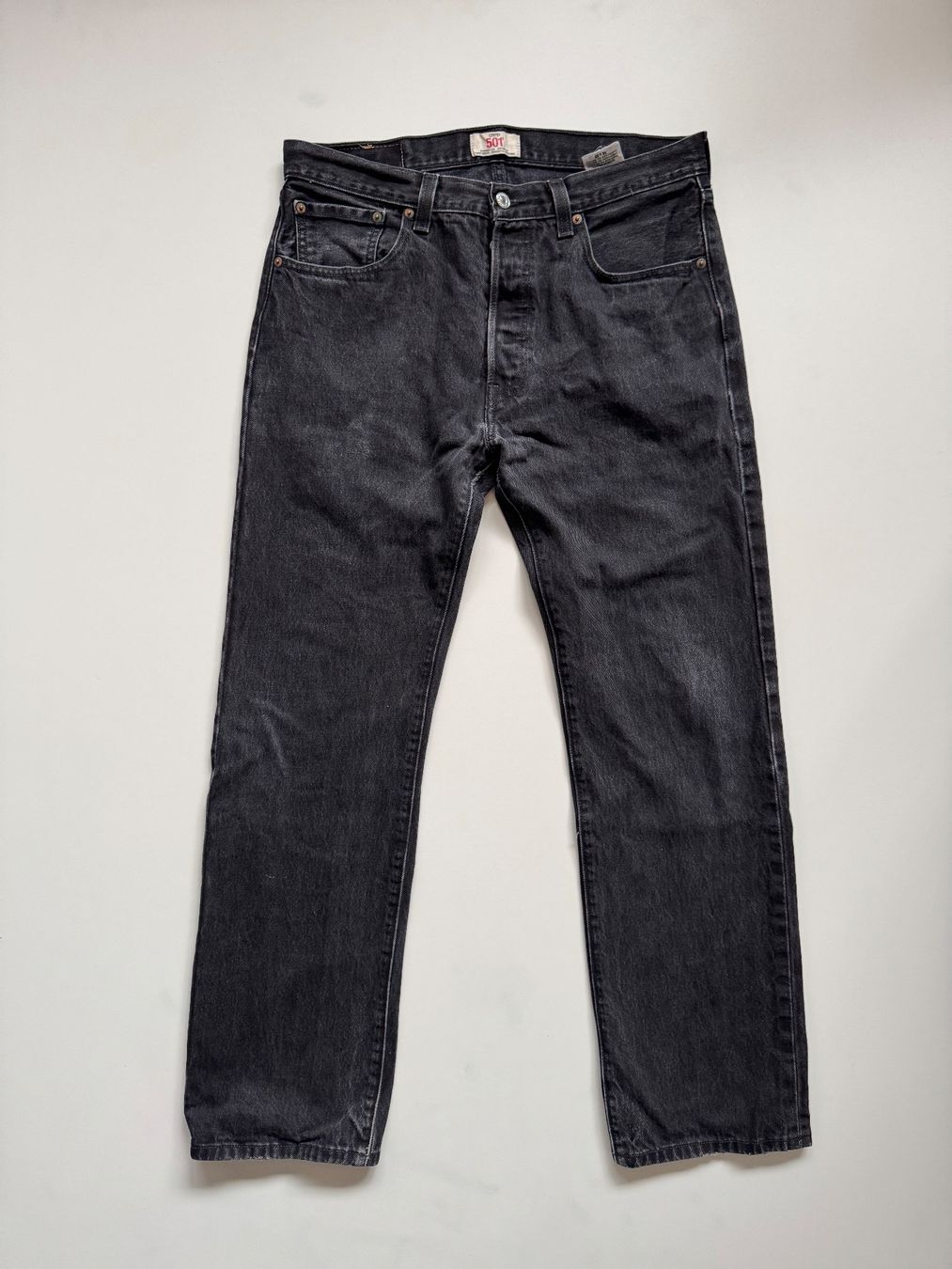 Levi's Jeans: Levis 501 denim W34 L32 – Usato da Neuchâtel venduto da _Easy_to_Find_