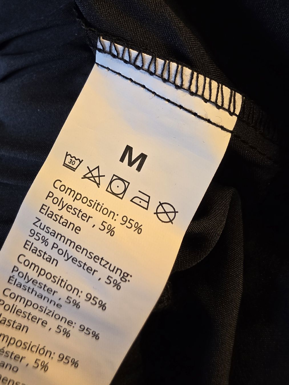 Pantaloni: Damenhose weit schwarz Grösse M neu – Nuovo (secondo la descrizione) da Wigoltingen venduto da Zuckerfee84 2