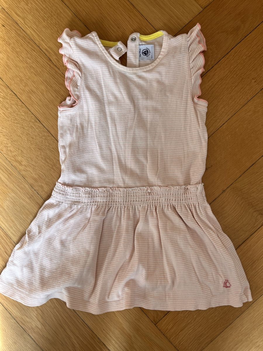 Petit Bateau Kleider & Röcke: Robe petit bateau taille 95cm – Gebraucht aus Lausanne von eme_5z9v