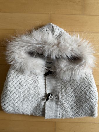 Mayoral Strickjacke mit Kapuze – Top Zustand
