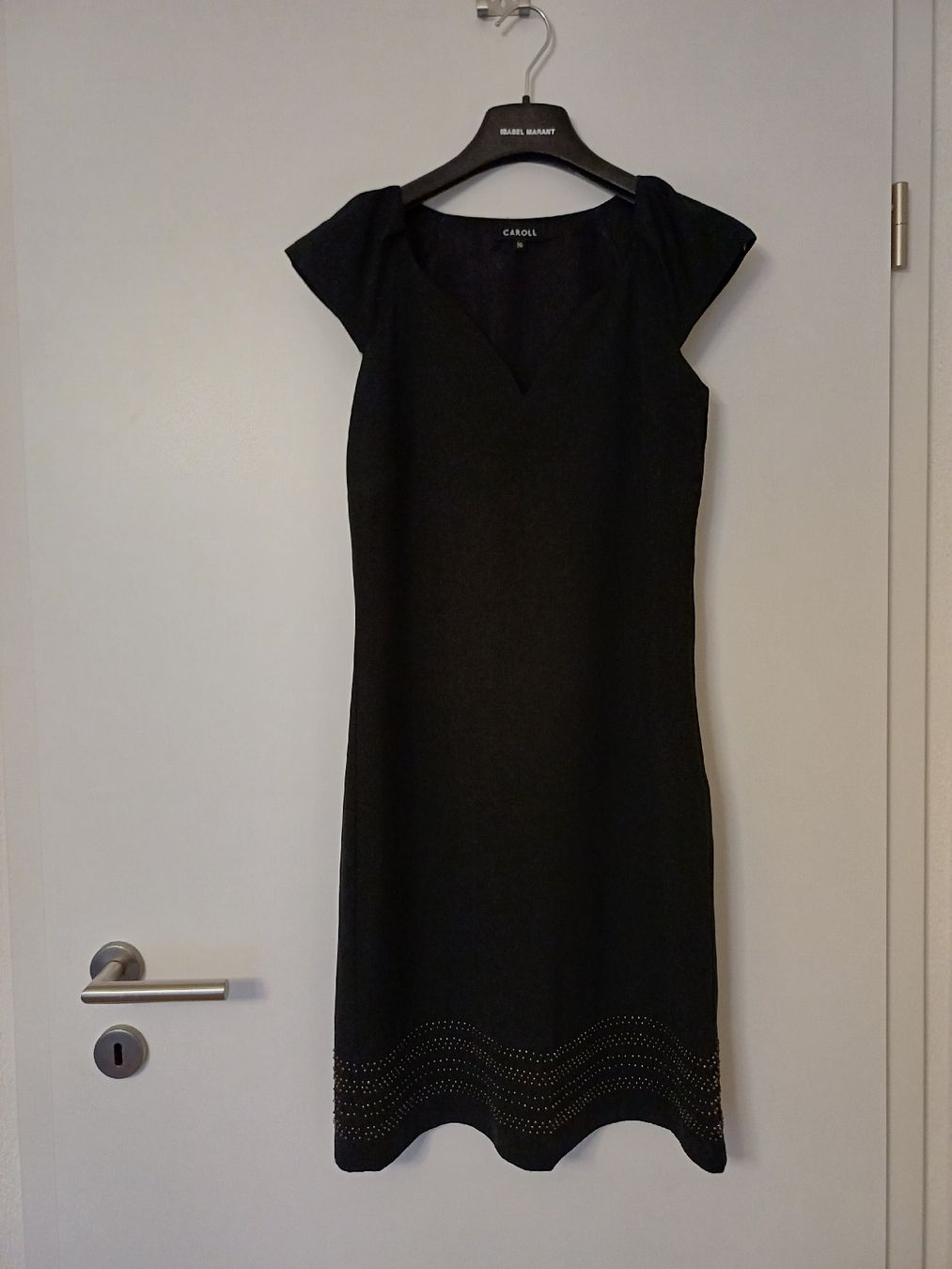 Caroll Kleider: Robe noire Caroll, taille 36 – Gebraucht aus Boudry von JulieG13
