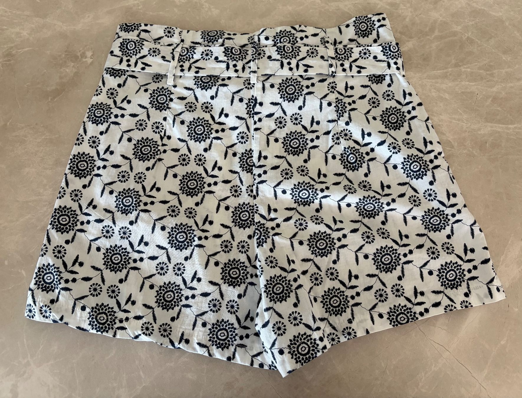 Pantaloni: lila & lala-Hose/Shorts Gr.M NP69,- – Nuovo (secondo la descrizione) da Degersheim venduto da Starkigel 1