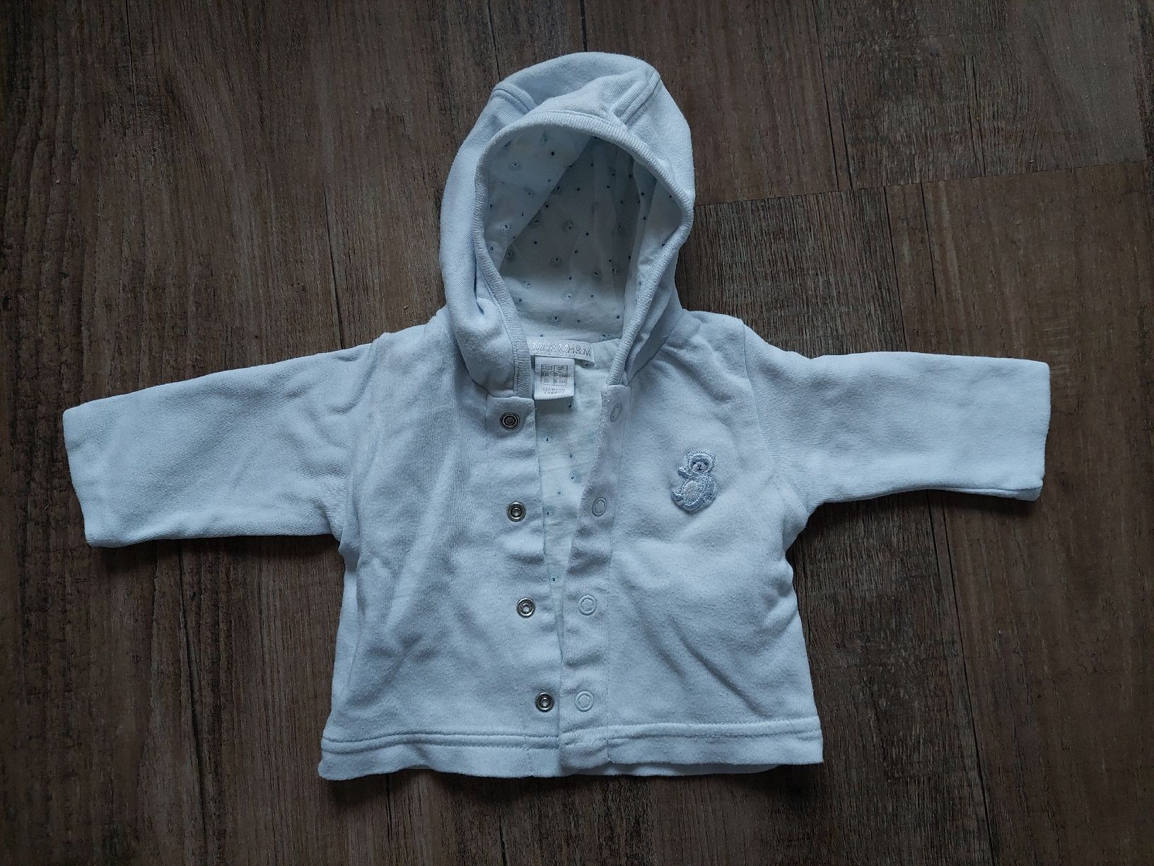 H&M Vestes & Manteaux: Jäckchen Bärchen Grösse 50 H&M – D'occasion à Aeschi b. Spiez par Corin1234