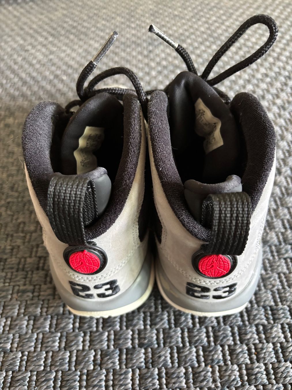 Jordan Scarpe da uomo: Nike Jordan chaussures basket taille 36.5 – Usato da Prilly venduto da Adrianacometti 2