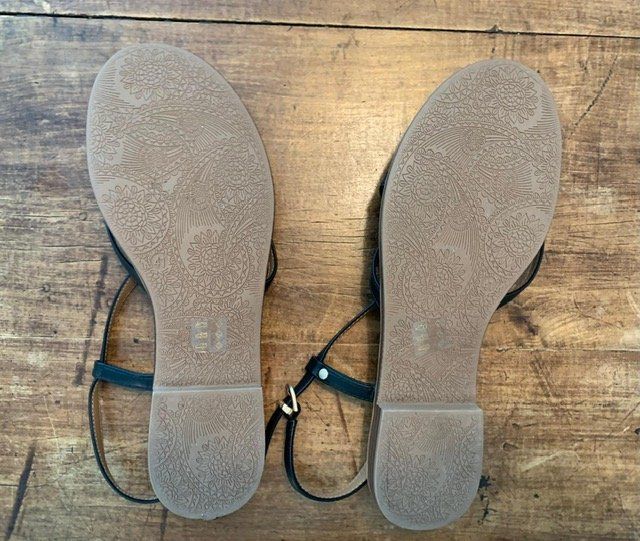 Esprit Chaussures femmes: ESPRIT Sandalen schwarz – Neuf (Voir description) à zürich par Lalelu227 3