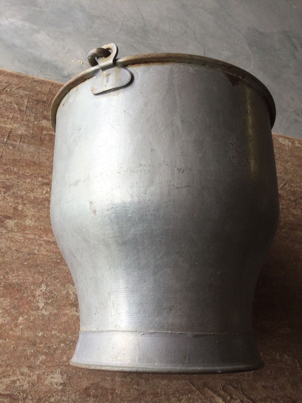 Autres articles pour la maison: Melkkessel – D'occasion à Speicher par mar_c7xg 3