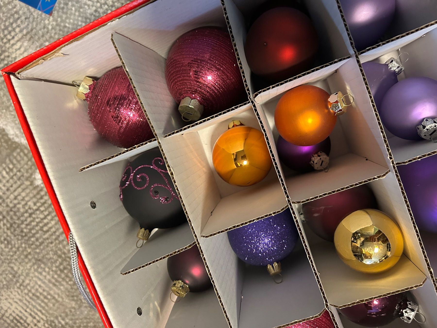 Tutte le decorazioni: Weihnachtsbaumkugeln farbig, Glas, grosses Set – Usato da Orpund venduto da dionaea14 2