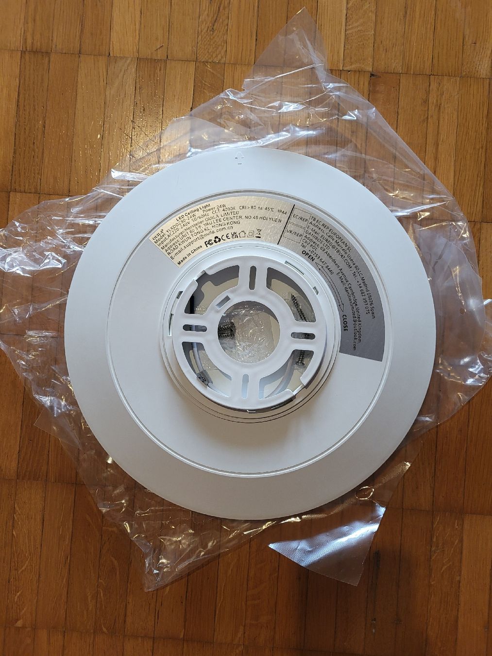 Kronleuchter & Deckenlampen: LED Deckenleuchte neu – Neu und originalverpackt aus Riniken von Melanie910 1
