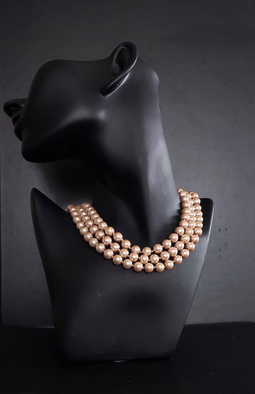 Catenine: Elegante Perlenkette, goldfarben, ca. 146cm lang – Nuovo (secondo la descrizione) da Ettenhausen TG venduto da CH2300