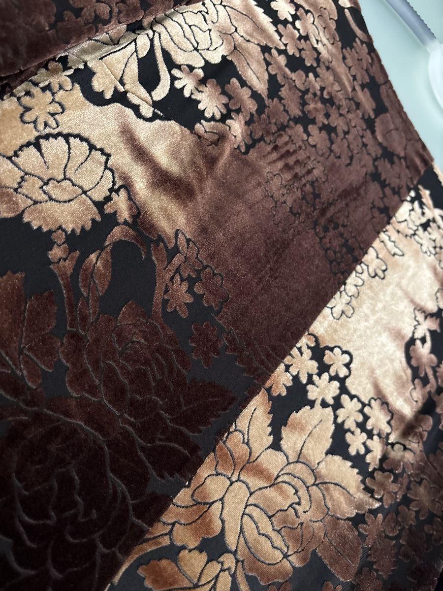 Vestiti: Elegantes Samtkleid mit Blumenmuster, Grösse M – Nuovo (secondo la descrizione) da Hendschiken venduto da Uraniali 5
