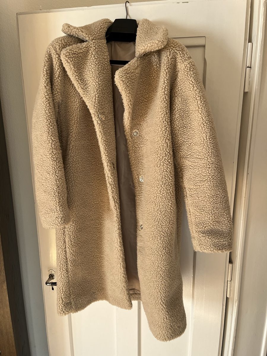 Cappotti: JDY Long Teddy Coat, beige, like new – Nuovo (secondo la descrizione) da Neuchâtel venduto da olg_6wbf 5