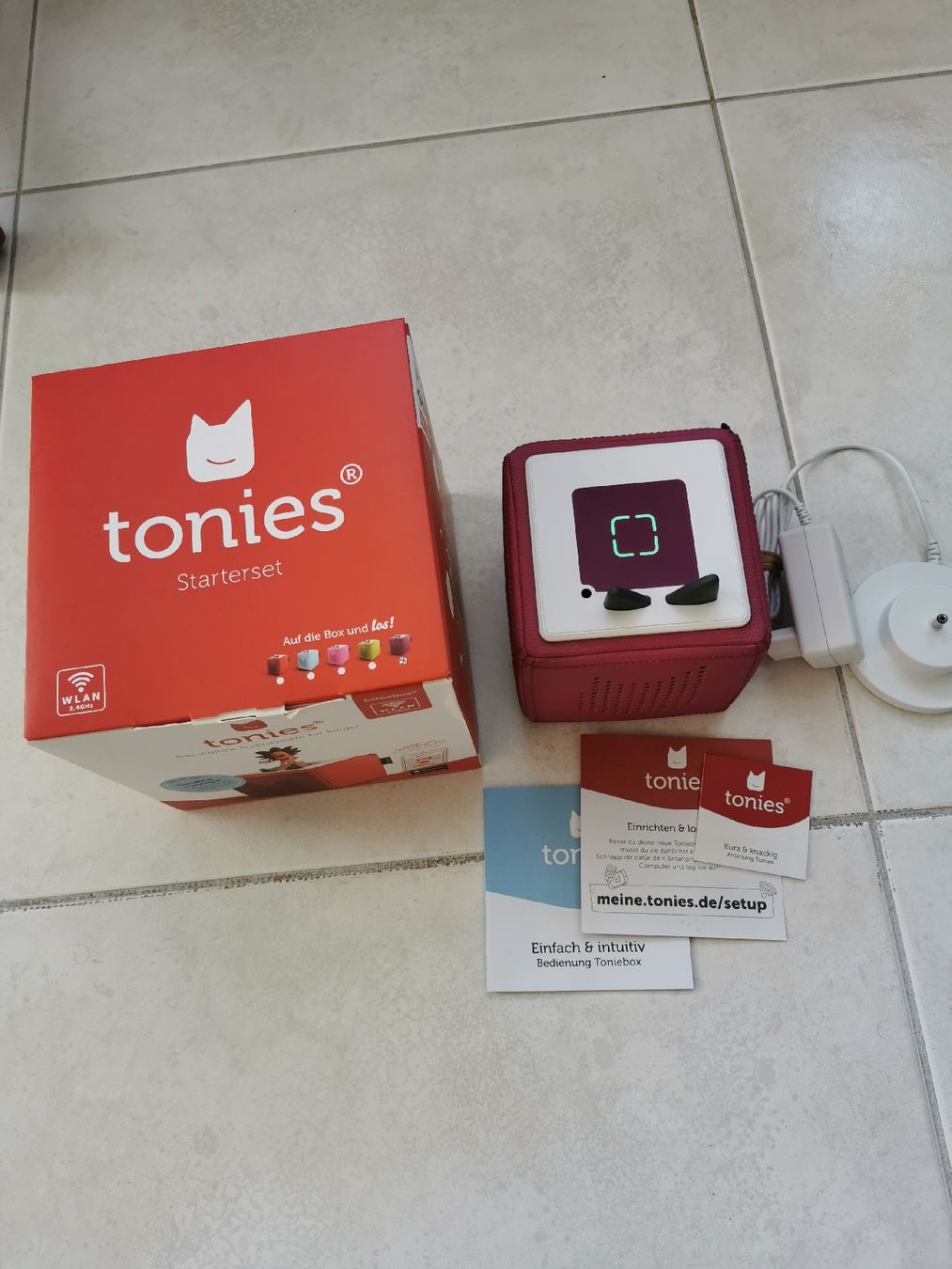 Tonies Jouets: Toniebox Beere Pink mit OVP – D'occasion à Brunnen par JJaime 1