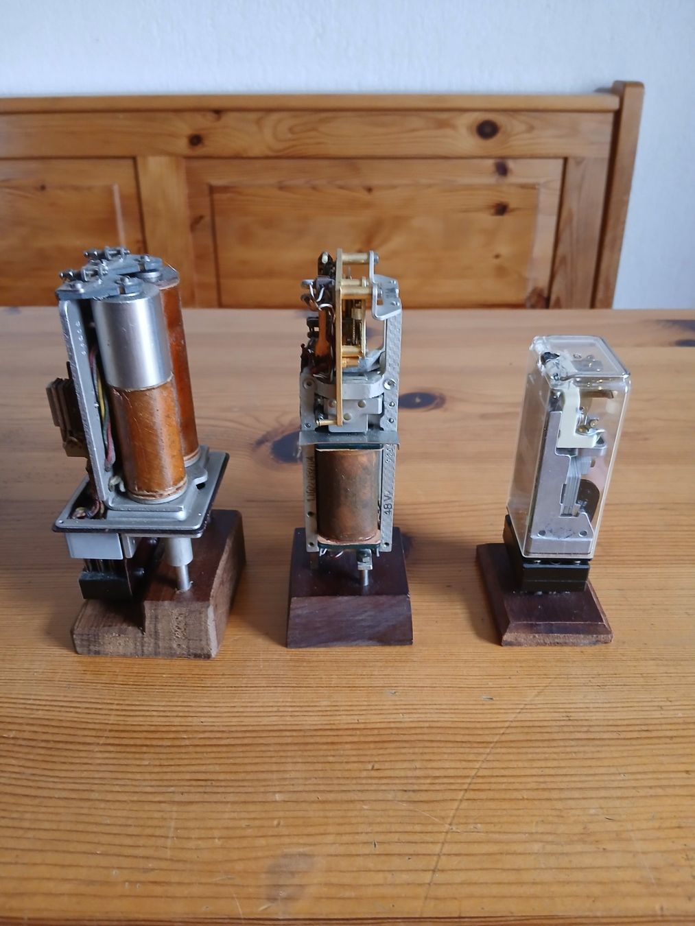 Componenti elettronici: Vintage Relais Sammlung - Deko Objekte – Usato da Oberentfelden venduto da Trinity1945 3