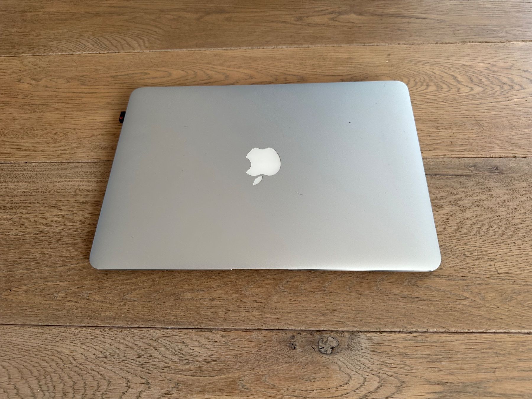 Apple Notebook: Mac Book Air – Usato da Schönholzerswilen venduto da pri_wd2n 1